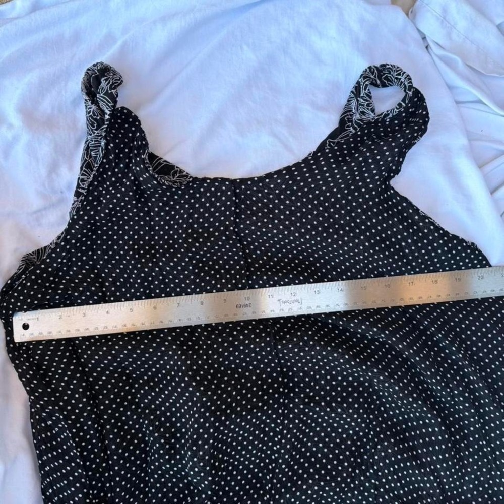 Handmade black and white reversible polka dot and floral dress - Picture 6 of 6